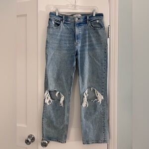 Abercrombie 90s Straight Jean Ultra High Rise